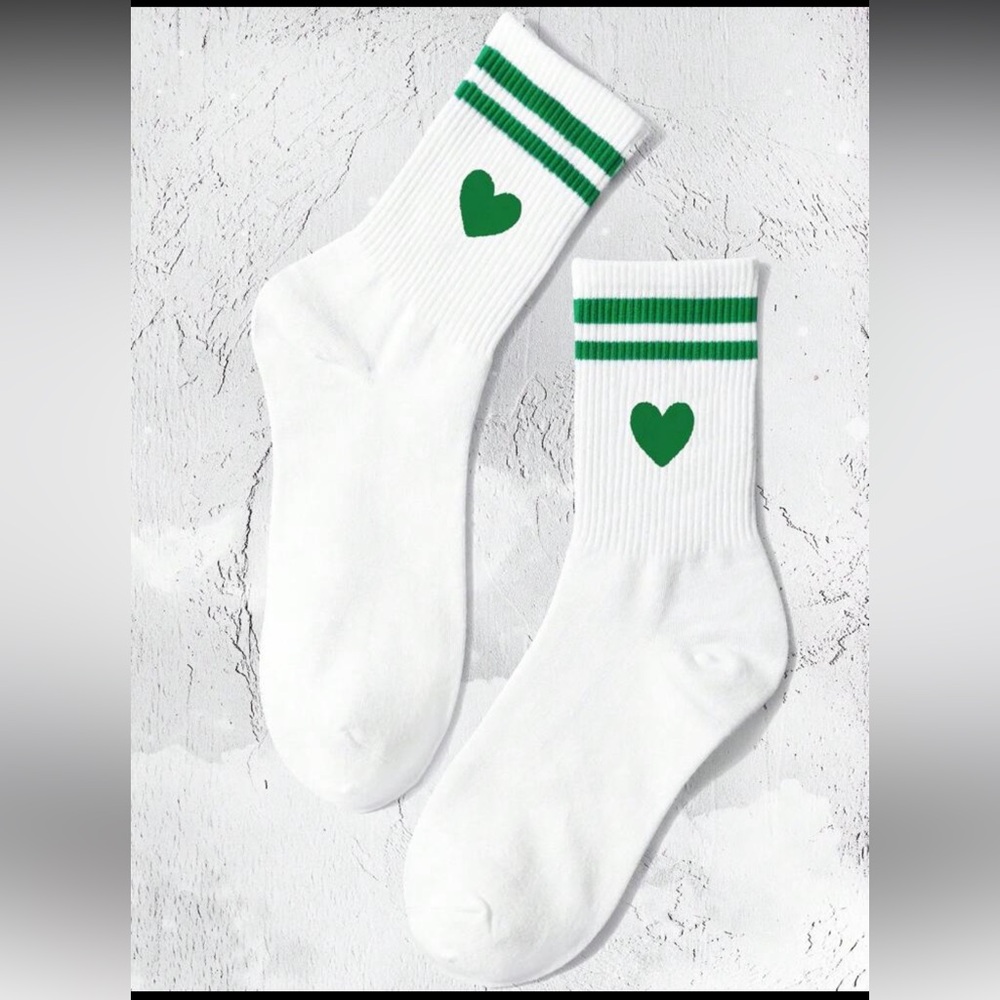 Green Heart Socks